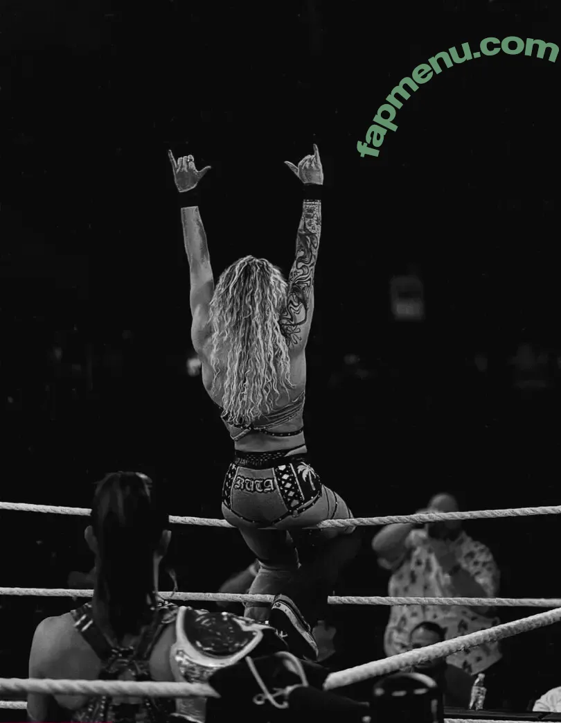 Sol Ruca nude photo #0832 (SolRucaWWE / sol.surfer / solrvca)