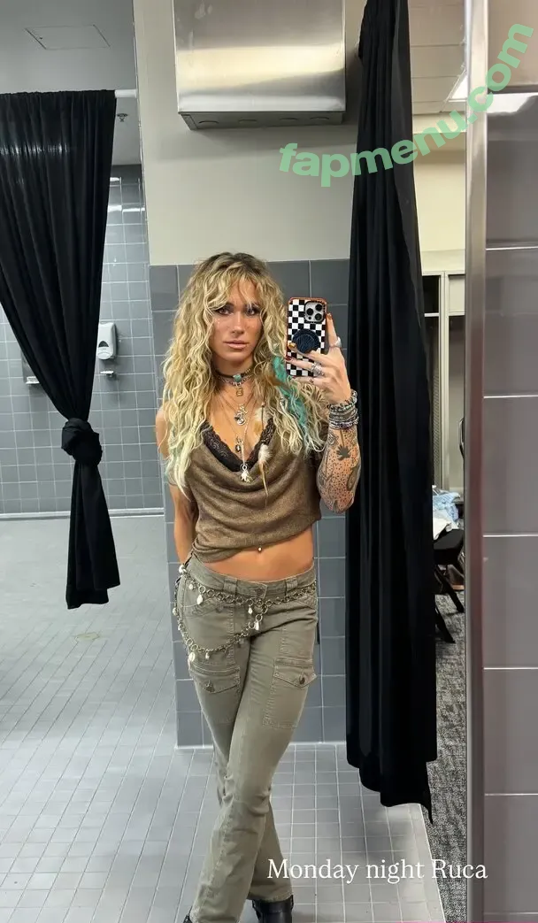 Sol Ruca nude photo #0839 (SolRucaWWE / sol.surfer / solrvca)