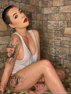 soledustqueen / soledustvip / solequeenri2 nude photo #0054
