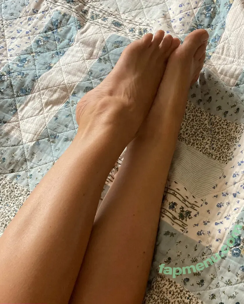 solelyeva nude photo #0014 (solelyeva)