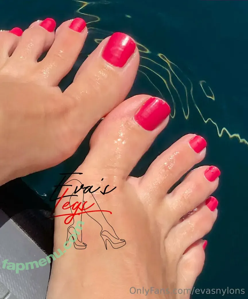 solelyeva nude photo #0026 (solelyeva)