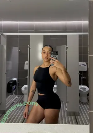 solesndsouls /  / Praying Mantis / solesnack nude photo #0182