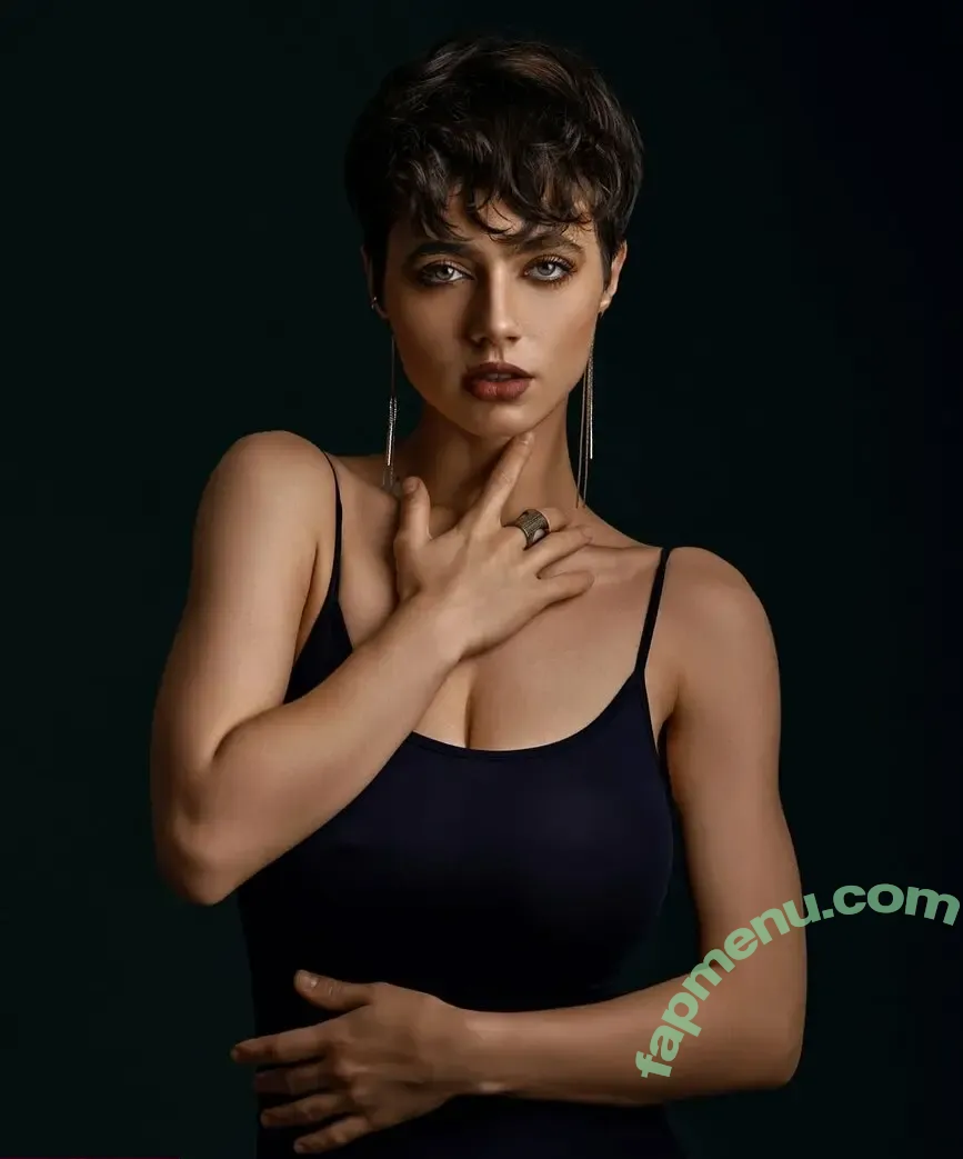 Solomia Maievska nude photo #3453 (miamaievska / solomia_maievska)