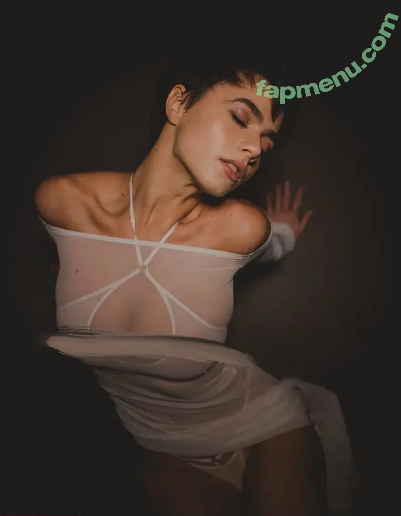 Solomia Maievska nude photo #3637 (miamaievska / solomia_maievska)