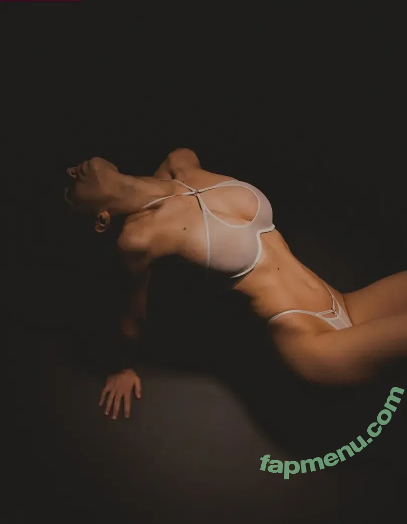 Solomia Maievska nude photo #3648 (miamaievska / solomia_maievska)