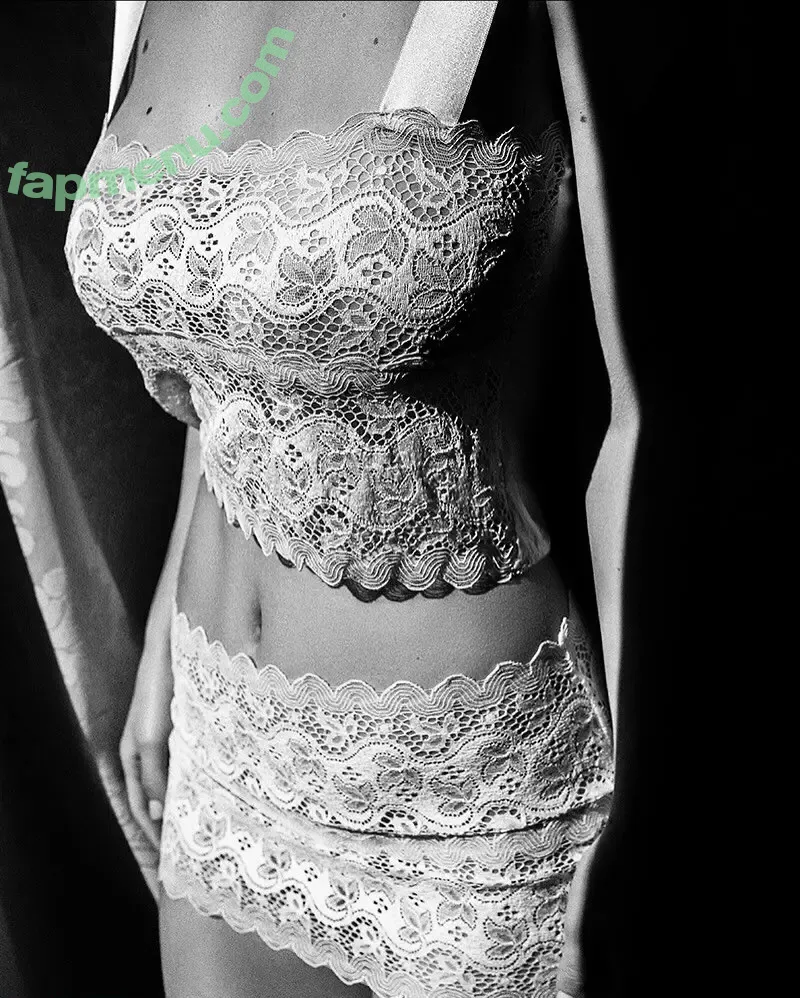 Solomia Maievska nude photo #3722 (miamaievska / solomia_maievska)