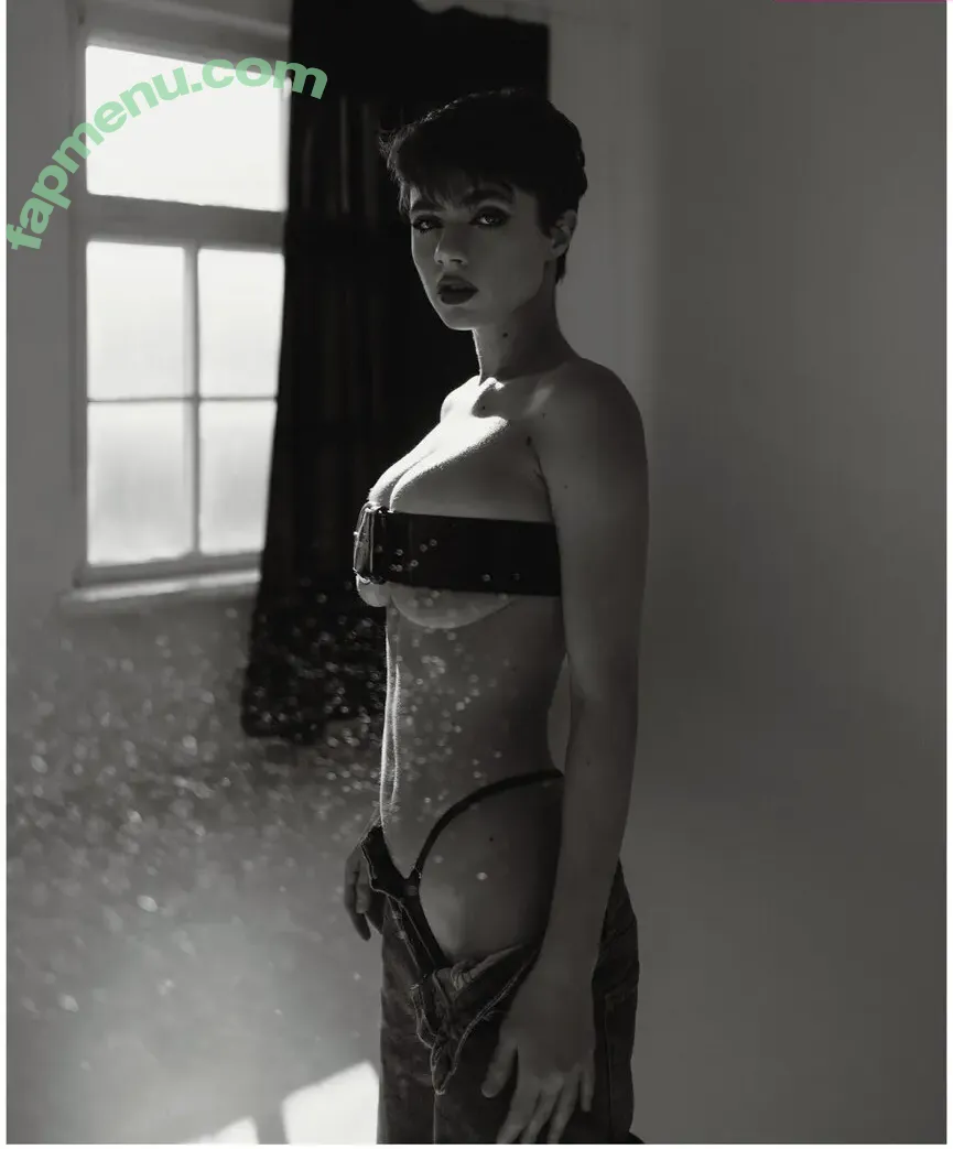 Solomia Maievska nude photo #3754 (miamaievska / solomia_maievska)