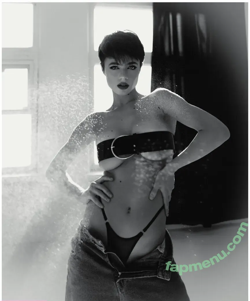 Solomia Maievska nude photo #3755 (miamaievska / solomia_maievska)