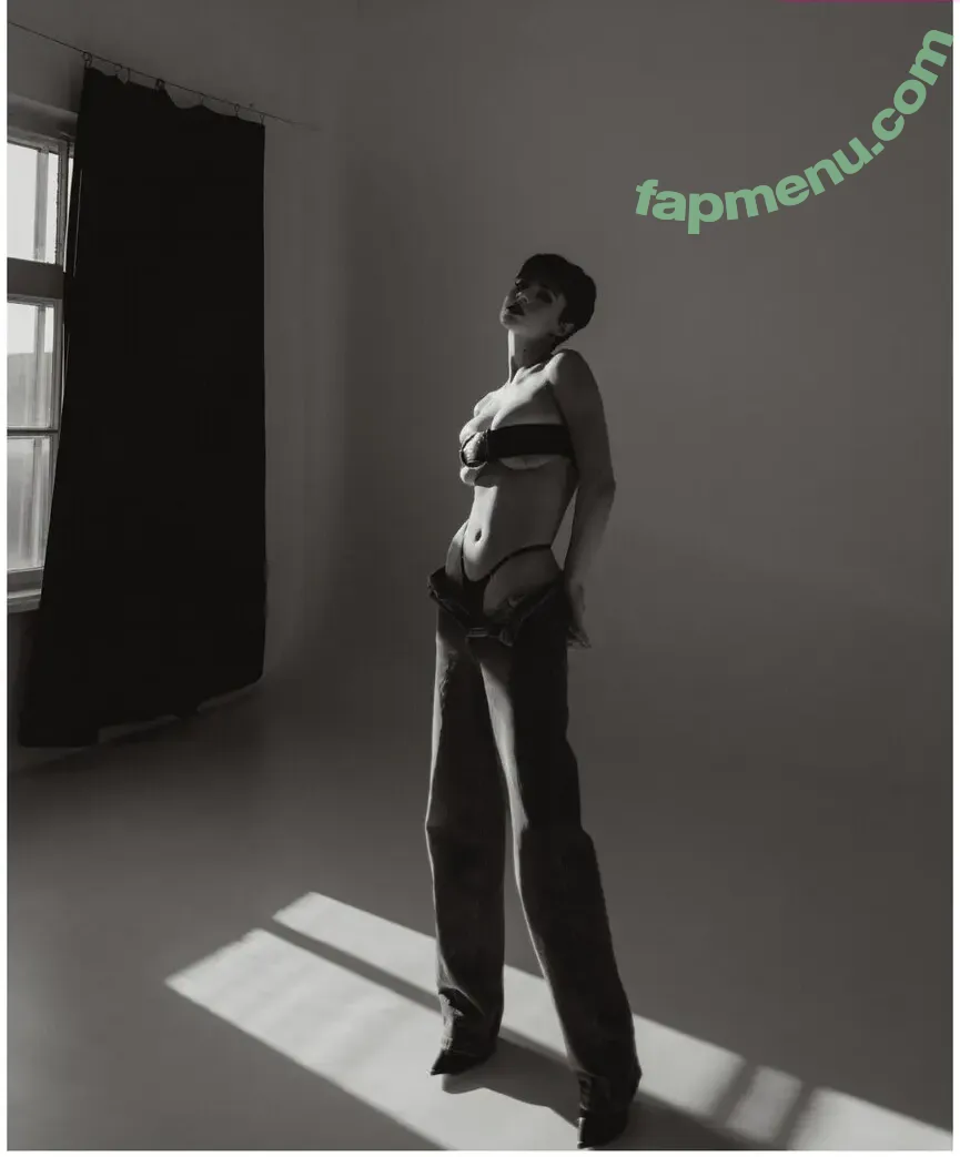 Solomia Maievska nude photo #3757 (miamaievska / solomia_maievska)