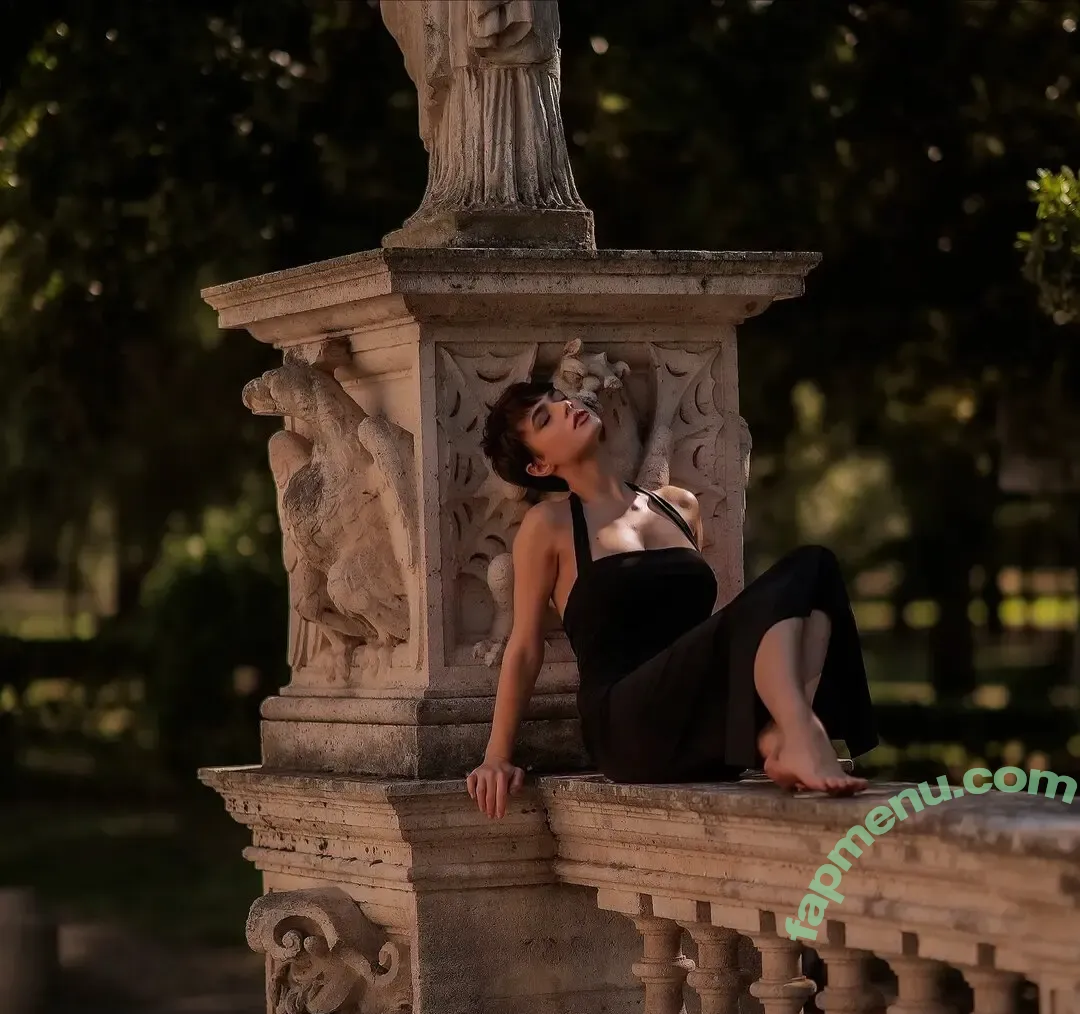 Solomia Maievska nude photo #3768 (miamaievska / solomia_maievska)