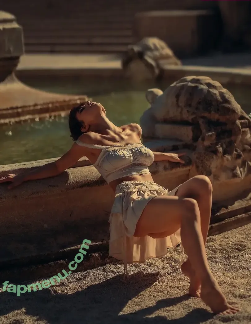 Solomia Maievska nude photo #3774 (miamaievska / solomia_maievska)