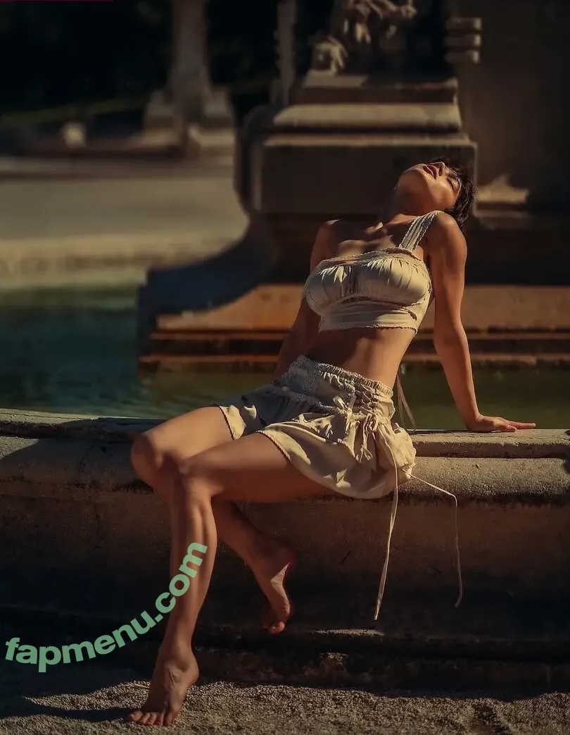 Solomia Maievska nude photo #3781 (miamaievska / solomia_maievska)