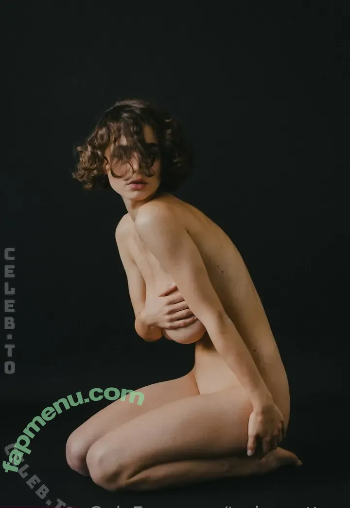 Solomia Maievska nude photo #3850 (miamaievska / solomia_maievska)