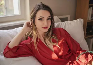 Some ASMRtist / asmrglow / asmrmaddy nude photo #0364