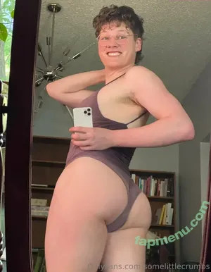 somelittlecrumbs / SomeLittleCrum1 / spacegurl_9 nude photo #0323