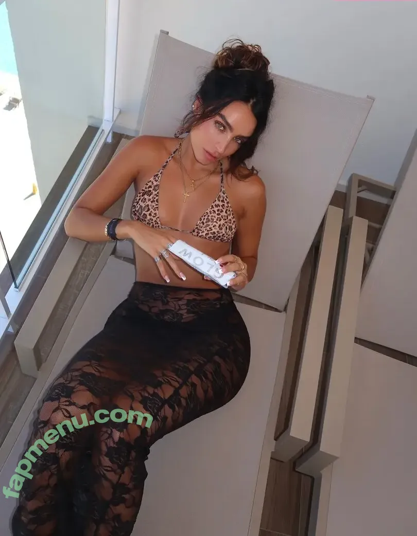 Sommer Ray nude photo #0127 (SommerRay / sommer-ray)