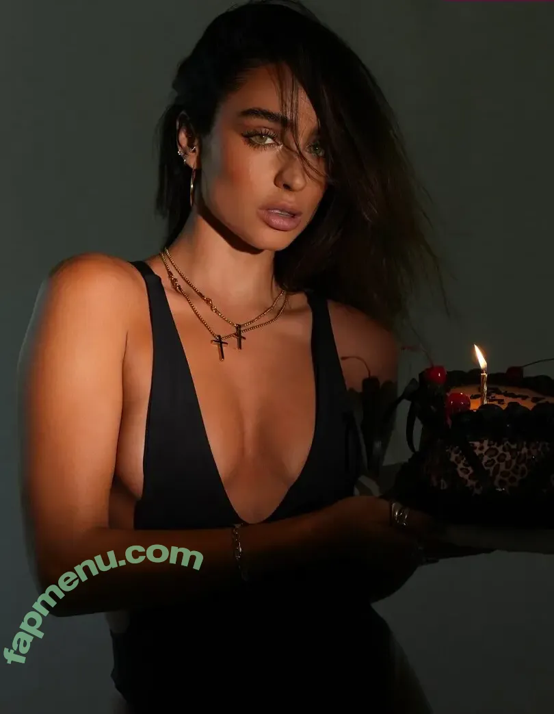 Sommer Ray nude photo #0142 (sommer-ray / sommerray)