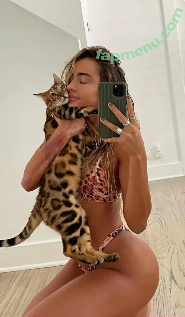 Sommer Ray nude photo #0260 (sommer-ray / sommerray)