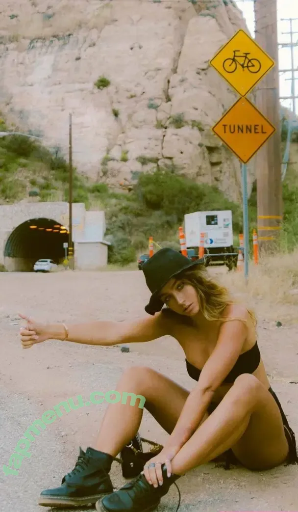 Sommer Ray nude photo #0353 (sommer-ray / sommerray)