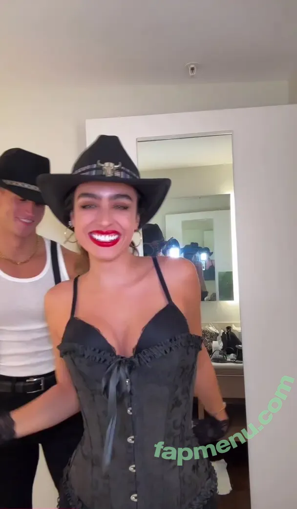 Sommer Ray nude photo #0370 (sommer-ray / sommerray)