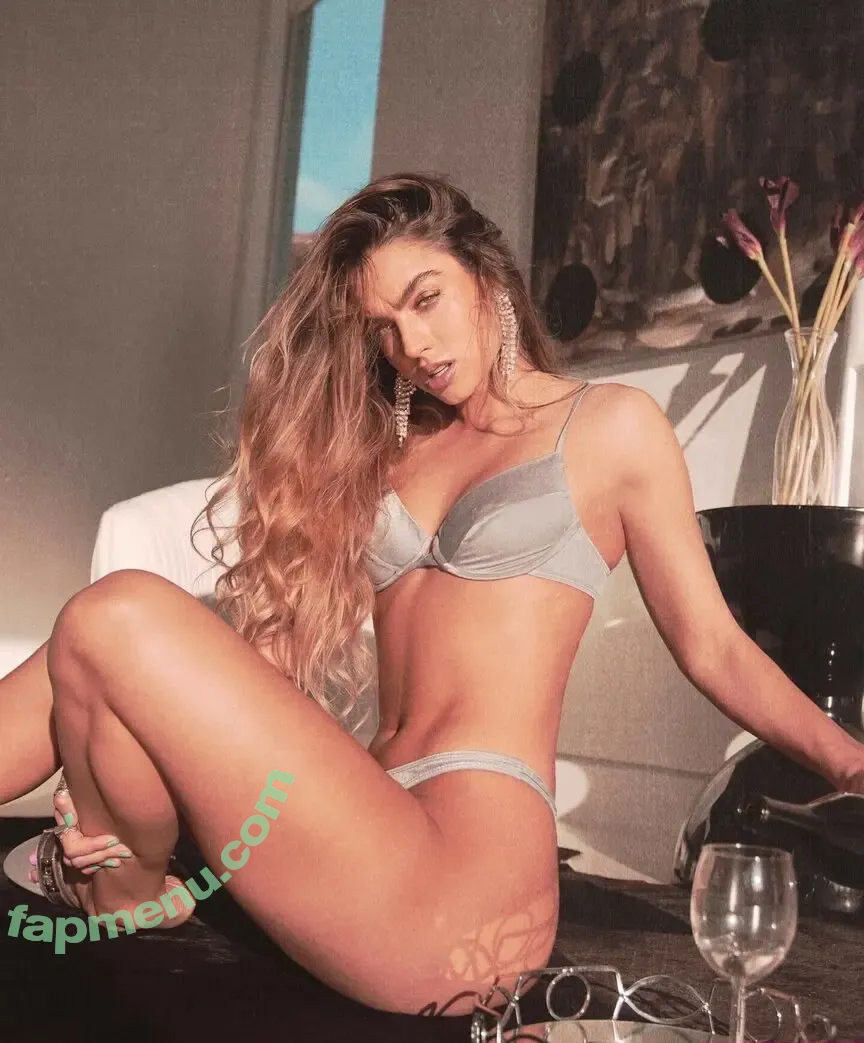 Sommer Ray nude photo #0472 (sommer-ray / sommerray)