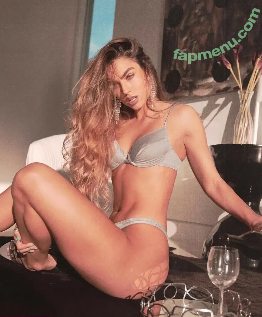 Sommer Ray nude photo #0474 (sommer-ray / sommerray)