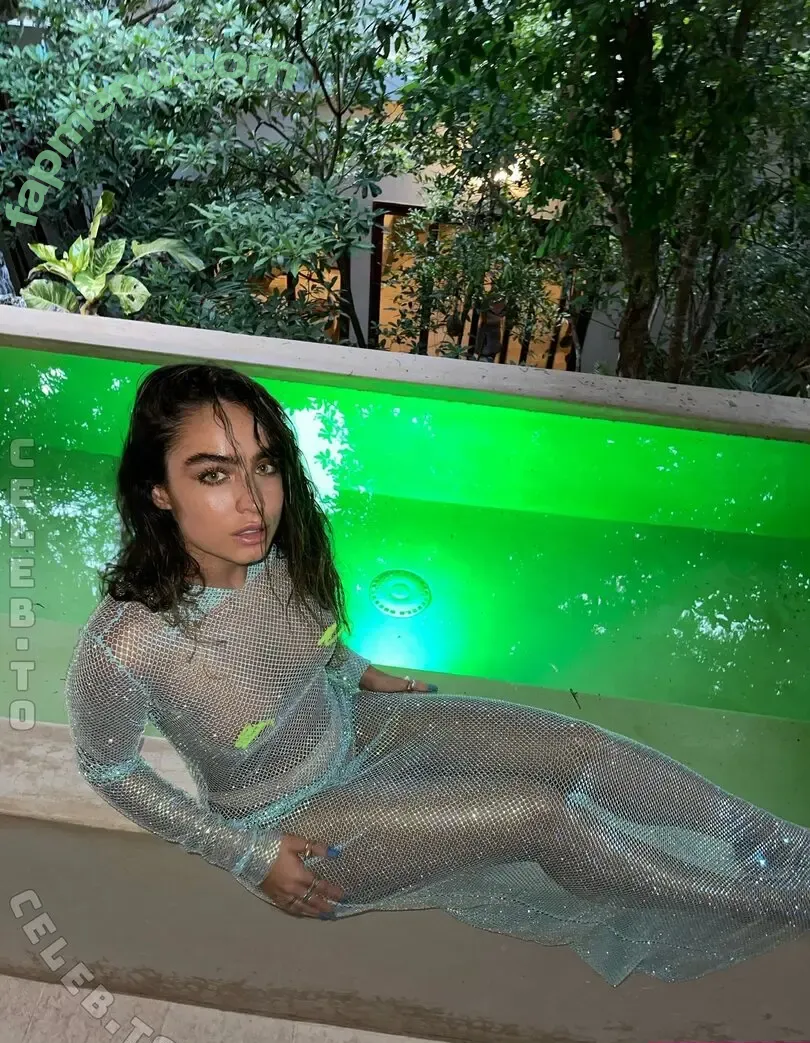 Sommer Ray nude photo #0667 (SommerRay / sommer-ray)