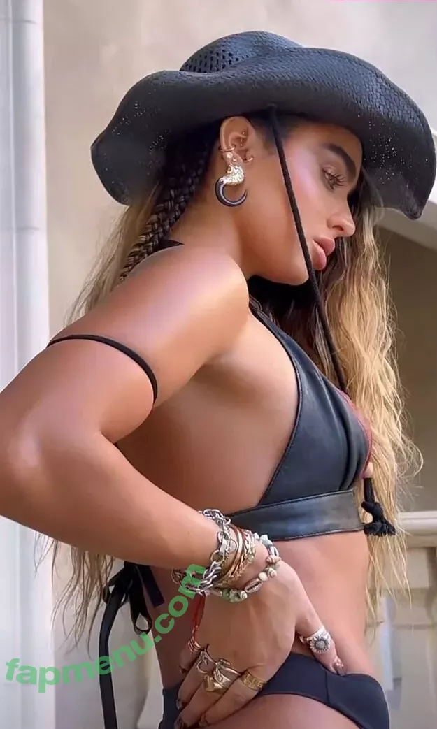 Sommer Ray nude photo #2194 (sommer-ray / sommerray)