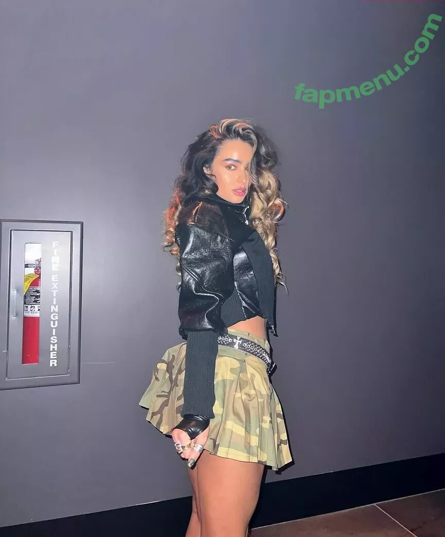 Sommer Ray nude photo #2645 (sommer-ray / sommerray)