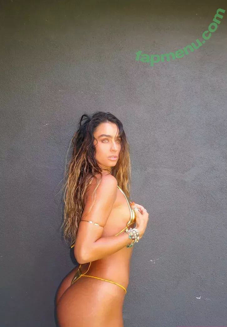 Sommer Ray nude photo #3186 (sommer-ray / sommerray)