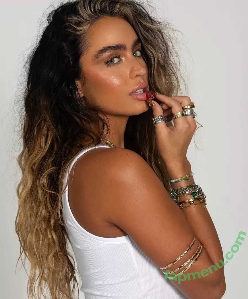 Sommer Ray nude photo #3602 (sommer-ray / sommerray)