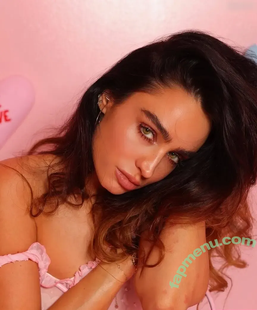 Sommer Ray nude photo #3984 (sommer-ray / sommerray)