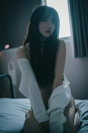 Son Ye Eun / BJ Eunsora 은소라 / Yenny / ye._eun_s2 / yeeny618 / yeeunz1 / 손예은 nude photo #0869