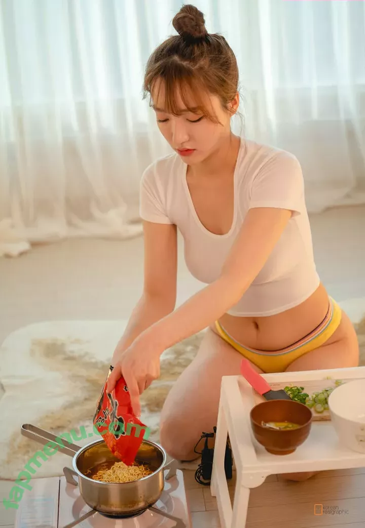 Son Ye Eun nude photo #0392 (BJ Eunsora 은소라 / Yenny / ye._eun_s2 / yeeny618 / yeeunz1 / 손예은)