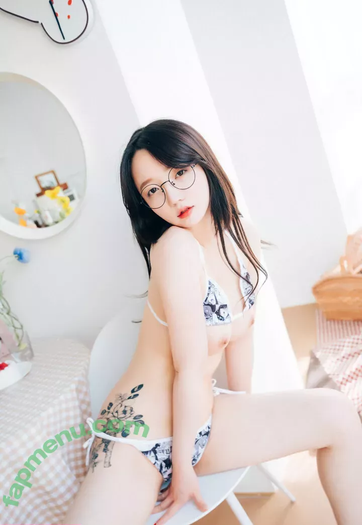 Son Ye Eun nude photo #0542 (BJ Eunsora 은소라 / Yenny / ye._eun_s2 / yeeny618 / yeeunz1 / 손예은)