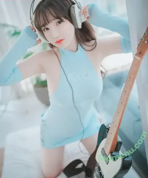 Son Ye Eun / BJ Eunsora 은소라 / Yenny / ye._eun_s2 / yeeny618 / 손예은 nude photo #1105