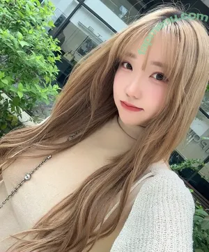 Son Ye Eun / BJ Eunsora 은소라 / Yenny / ye._eun_s2 / yeeny618 / 손예은 nude photo #1139