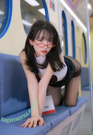 Son Ye Eun / BJ Eunsora 은소라 / Yenny / son_ye_eun / ye._eun_s2 / yeeny618 / 손예은 nude photo #1378