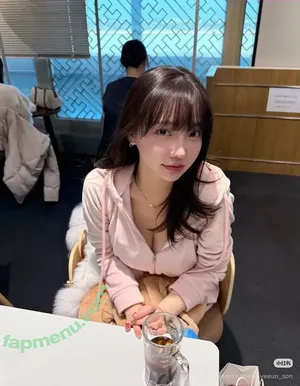 Son Ye Eun / BJ Eunsora 은소라 / Yenny / son_ye_eun / ye._eun_s2 / yeeny618 / 손예은 nude photo #1634