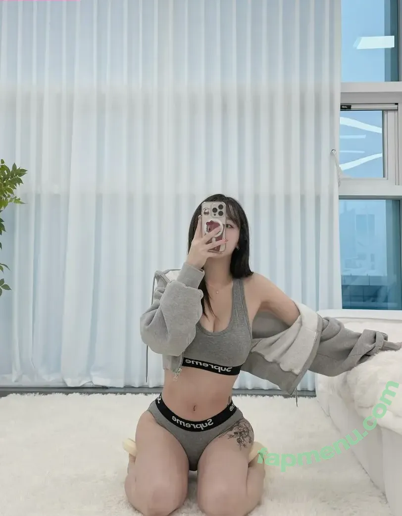 Son Ye Eun nude photo #1257 (BJ Eunsora 은소라 / Yenny / son_ye_eun / ye._eun_s2 / yeeny618 / 손예은)