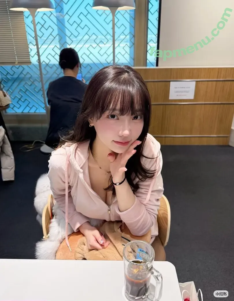 Son Ye Eun nude photo #1638 (BJ Eunsora 은소라 / Yenny / son_ye_eun / ye._eun_s2 / yeeny618 / 손예은)