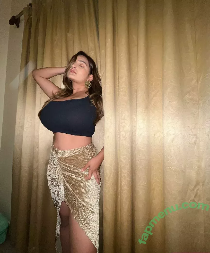 Sonali Malhotra nude photo #0022 (sonali_malhotraa / sonalimalhotra4)