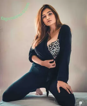Sonali_malhotraa nude photo #0011