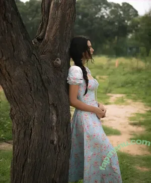 Sonam Bajwa / sonambajwa nude photo #0079