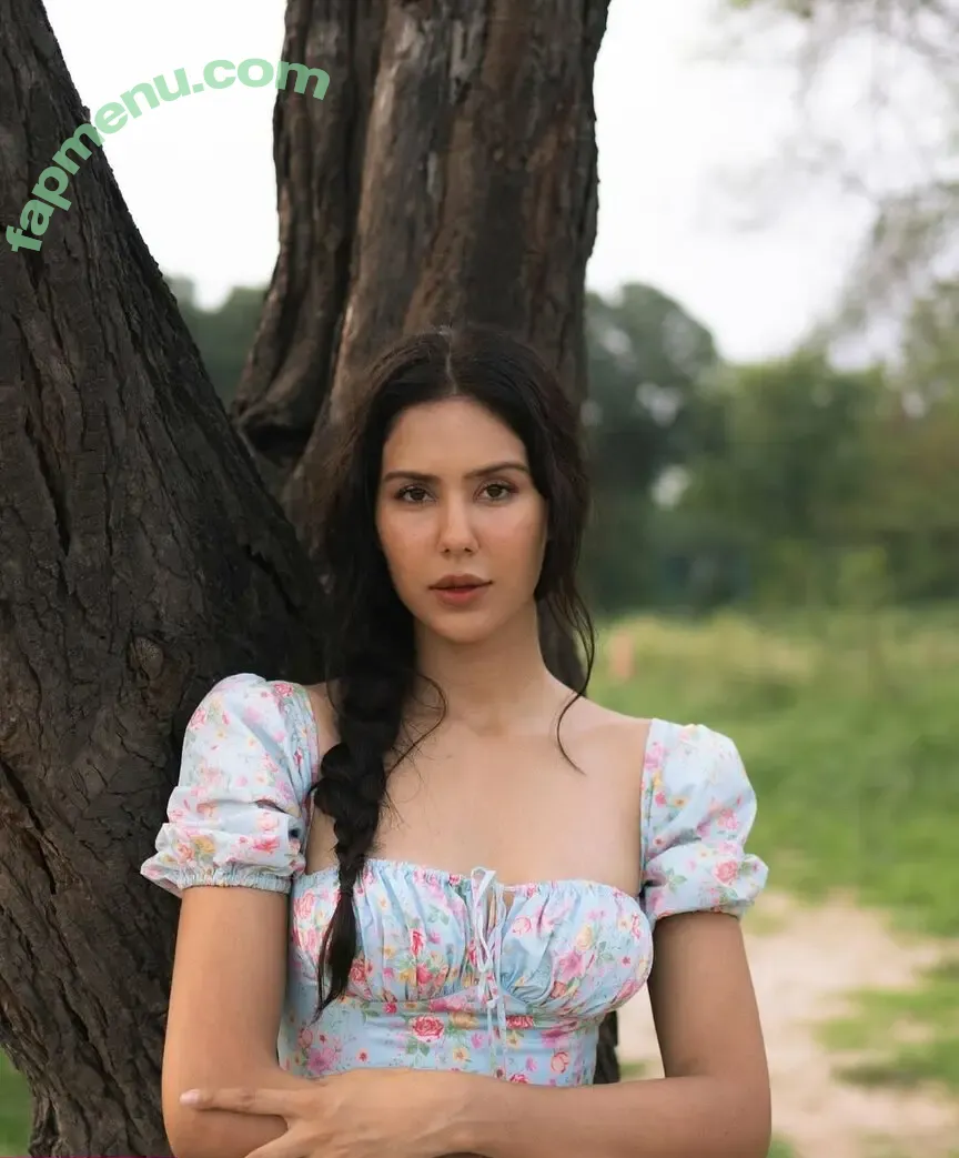 Sonam Bajwa nude photo #0082 (sonambajwa)
