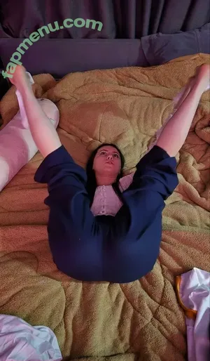 Sonasheka / sonichka_li / sonnnka / Софья Рудницкая nude photo #0012