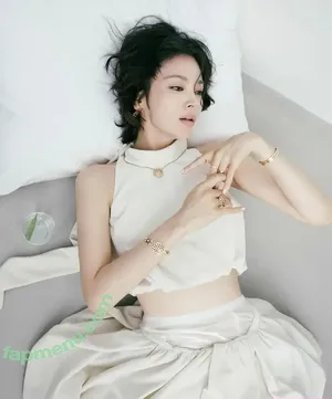 Song Hye-kyo / kyo1122 nude photo #0069
