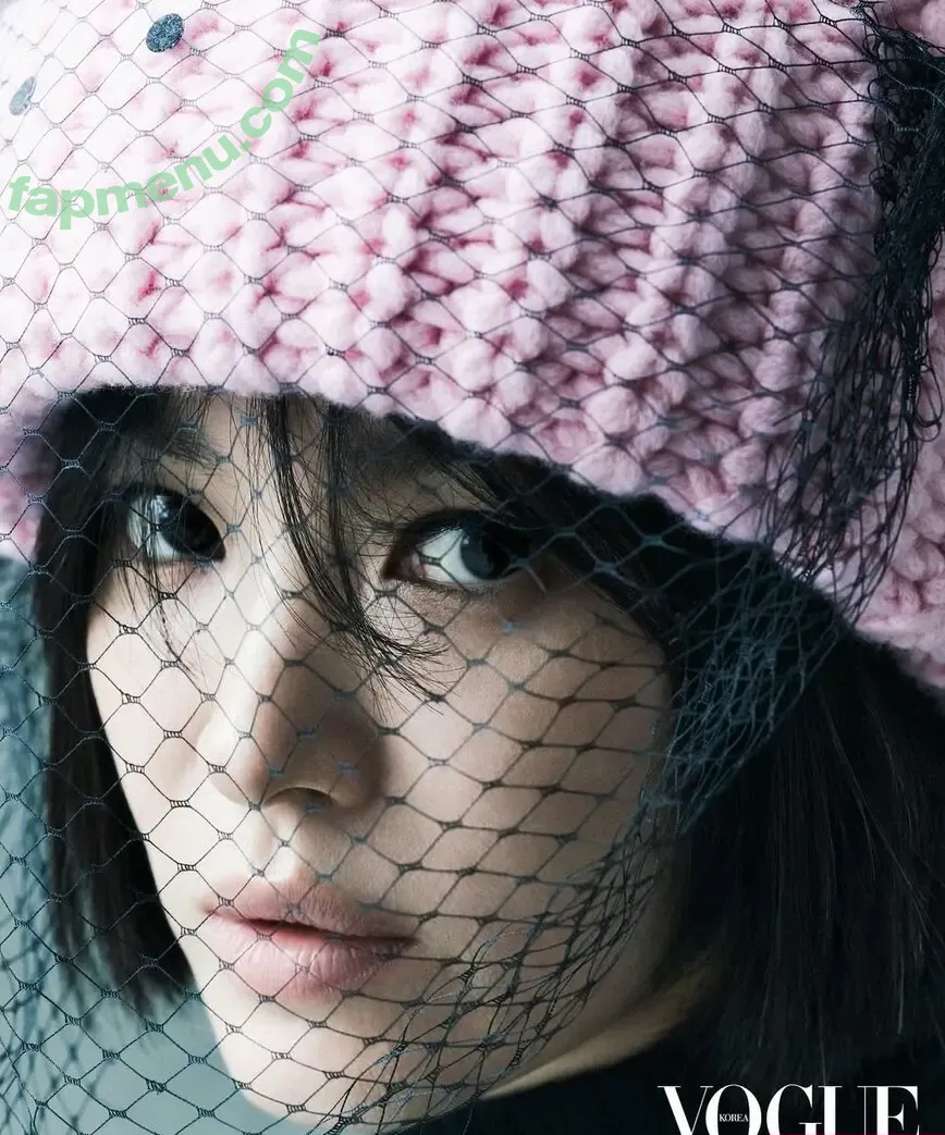 Song Hye-kyo nude photo #0046 (kyo1122)