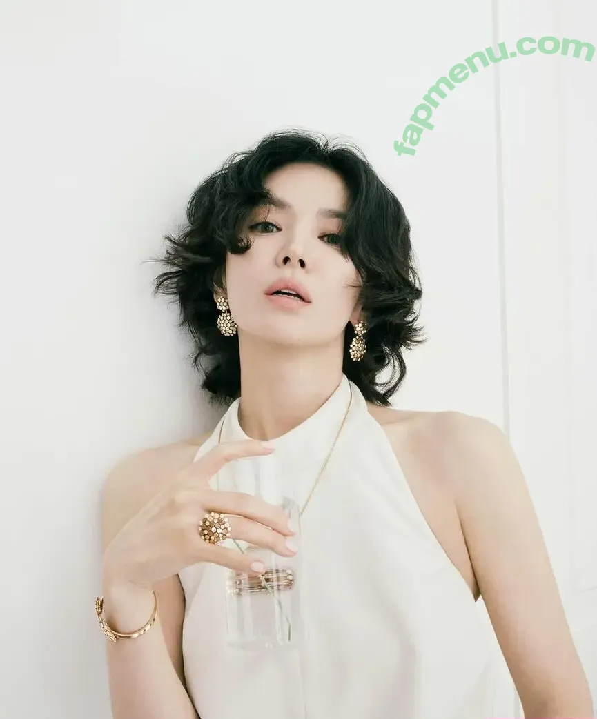 Song Hye-kyo nude photo #0078 (kyo1122)