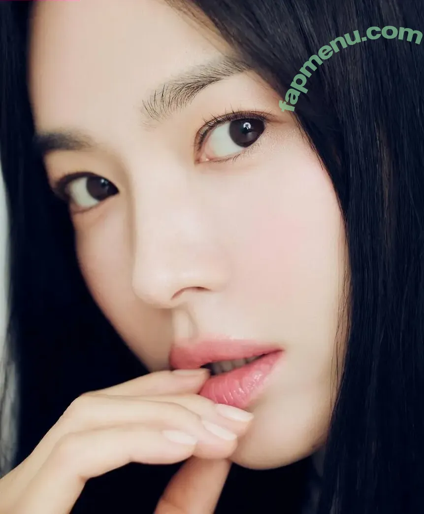 Song Hye-kyo nude photo #0083 (kyo1122)
